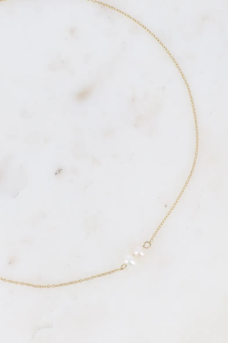 Halskette – Halsband, feines Sträflingsgeflecht und 2 Süßwasserperlen