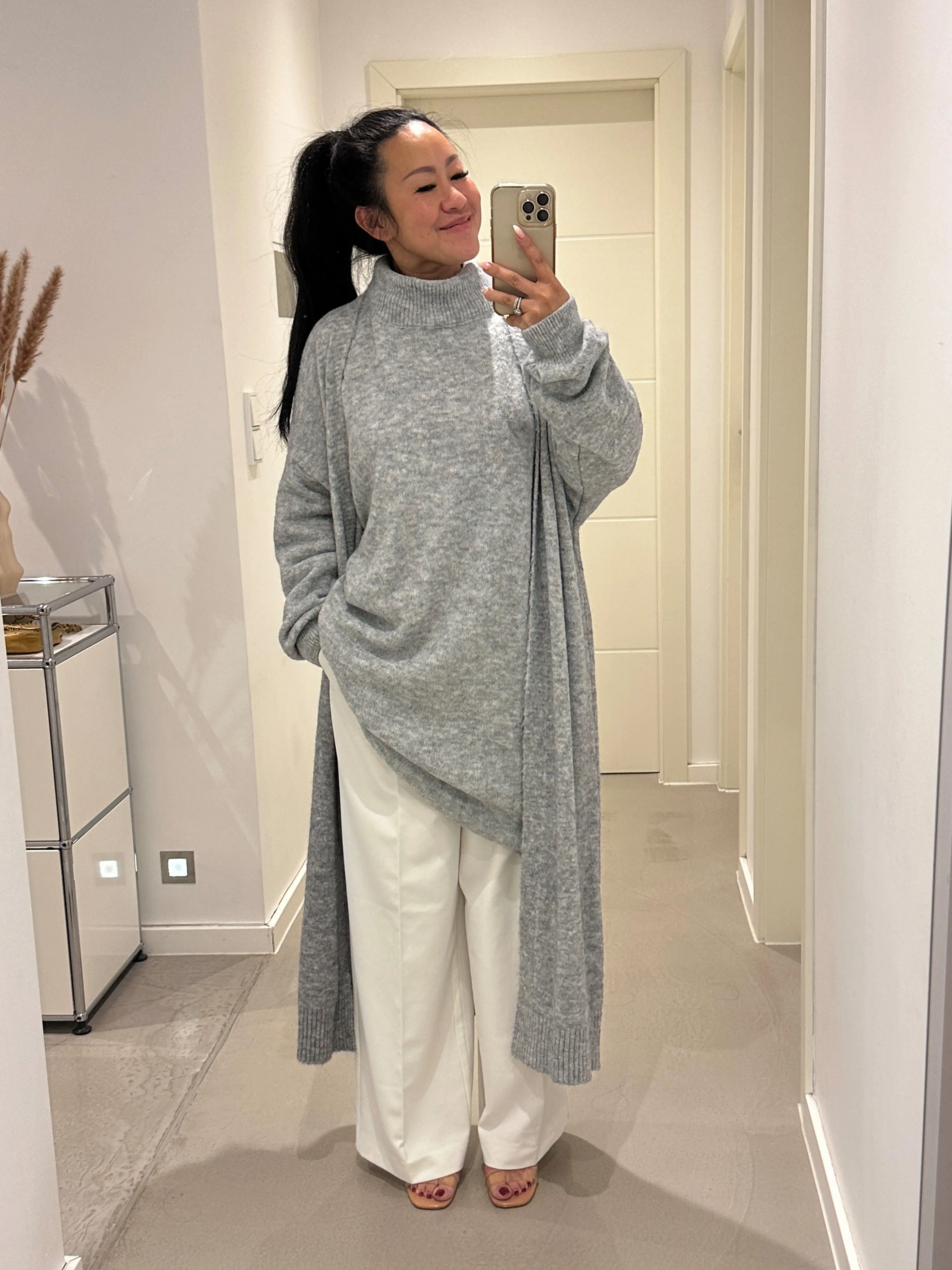 LIMITED Strickjacke mit Gürtel - Coconut