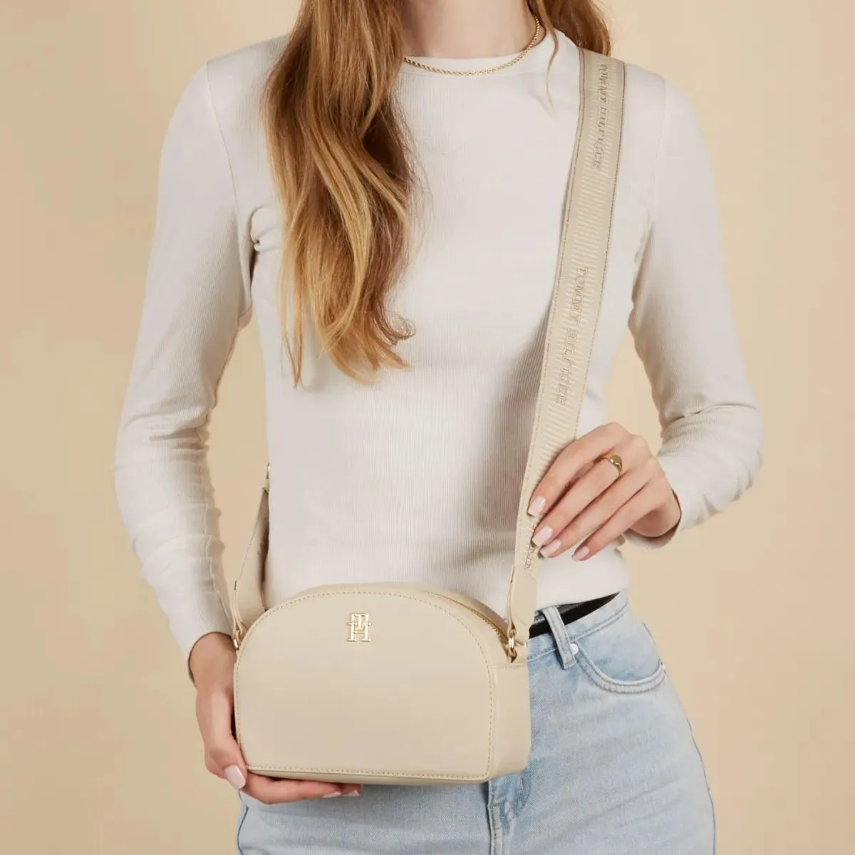   Tommy Hilfiger  Tommy Hilfiger Fresh Taupe Umhängetasche AW0AW1667 Beige  Crossbody Bag 